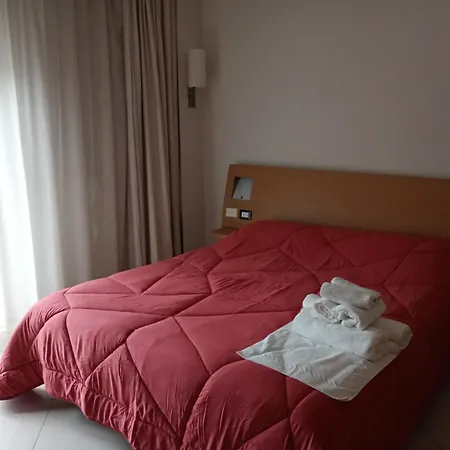 & B Bed and Breakfast Αρέτσο